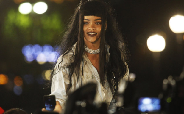 Rihanna - Goodnight Gotham music video