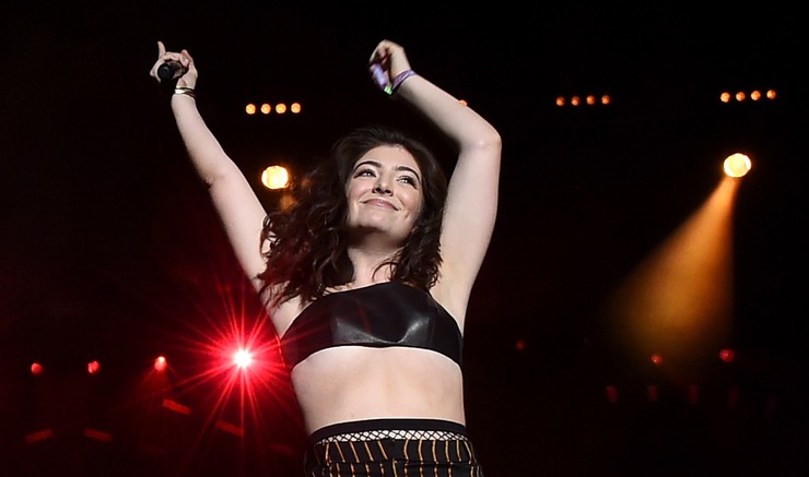Download mp3 Green Light Lorde (5.56 MB) - Free Full Download All Music